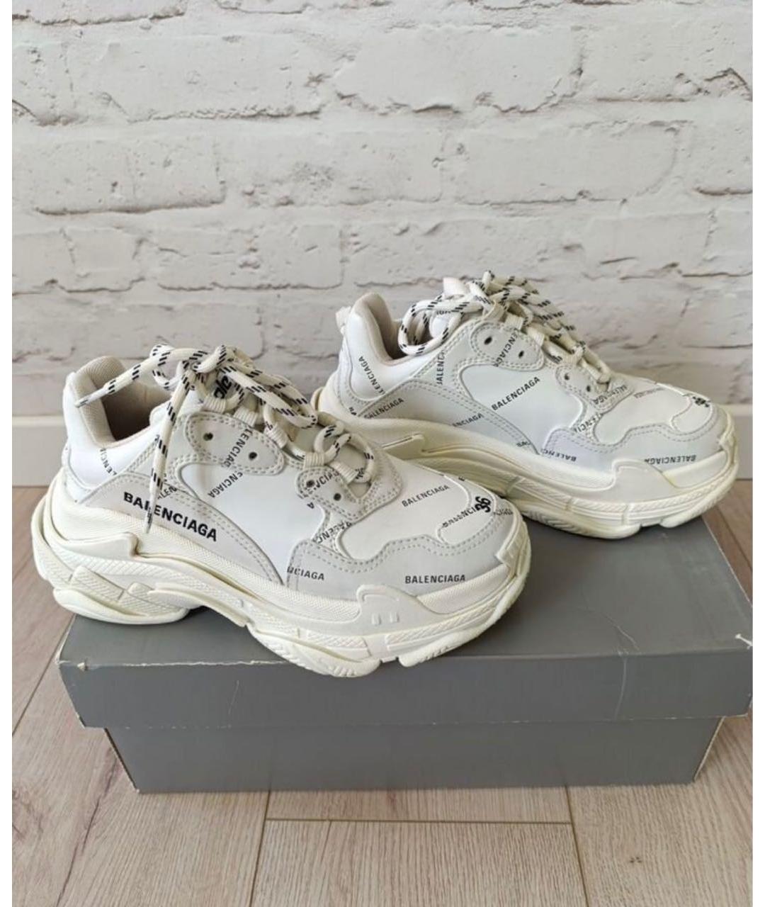 BALENCIAGA Белые кожаные кроссовки, фото 2