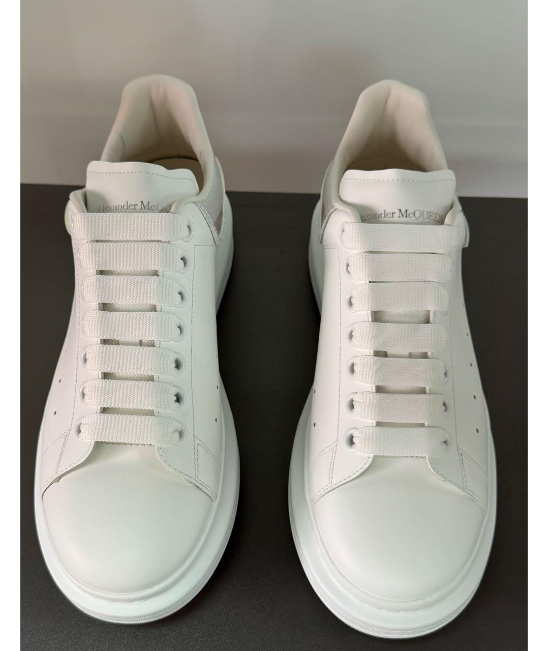 ALEXANDER MCQUEEN Белые кожаные низкие кроссовки / кеды, фото 3