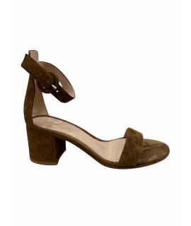 GIANVITO ROSSI Босоножки