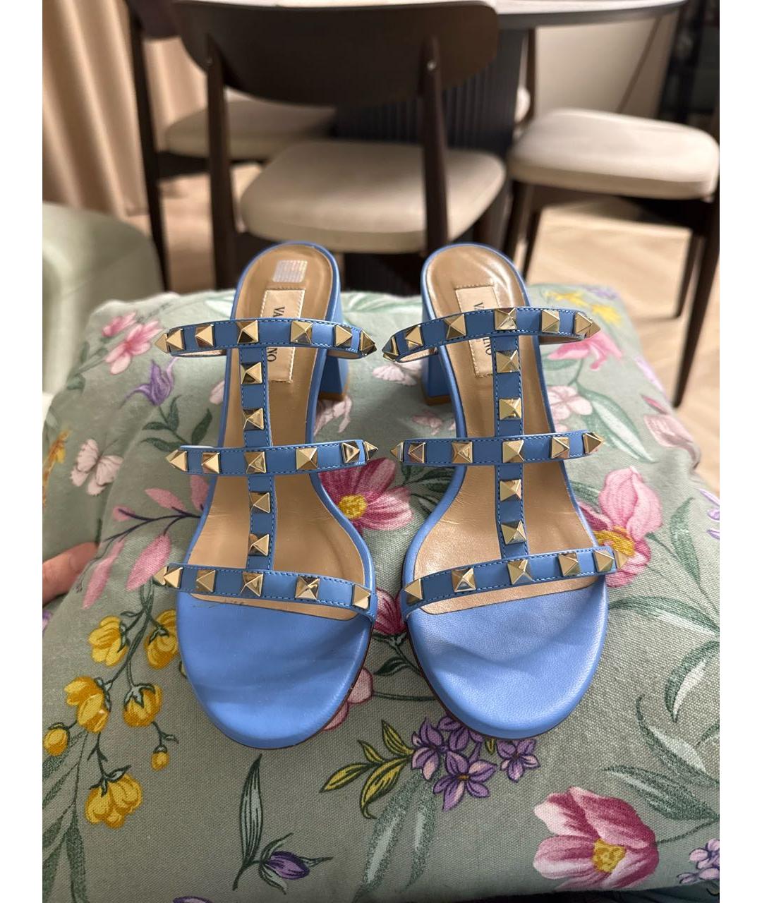 VALENTINO Синие кожаные босоножки, фото 2