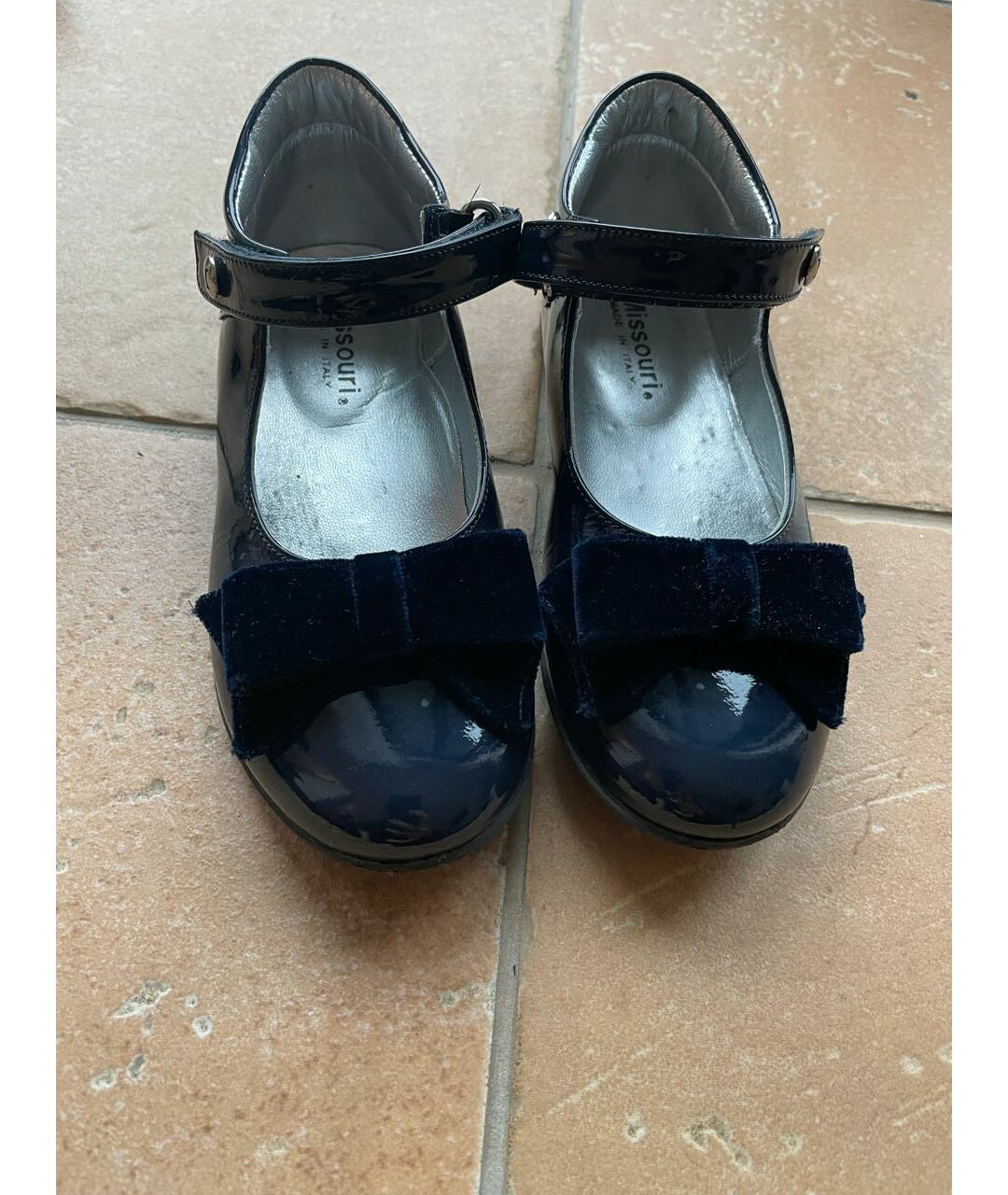 MISSOURI Темно-синие туфли из лакированной кожи, фото 2