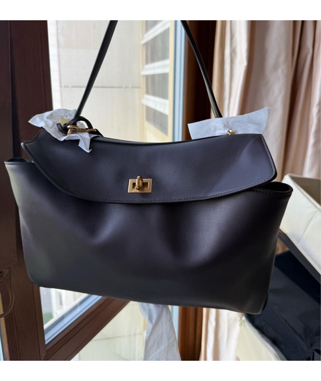 BALENCIAGA Коричневая кожаная сумка с короткими ручками, фото 5