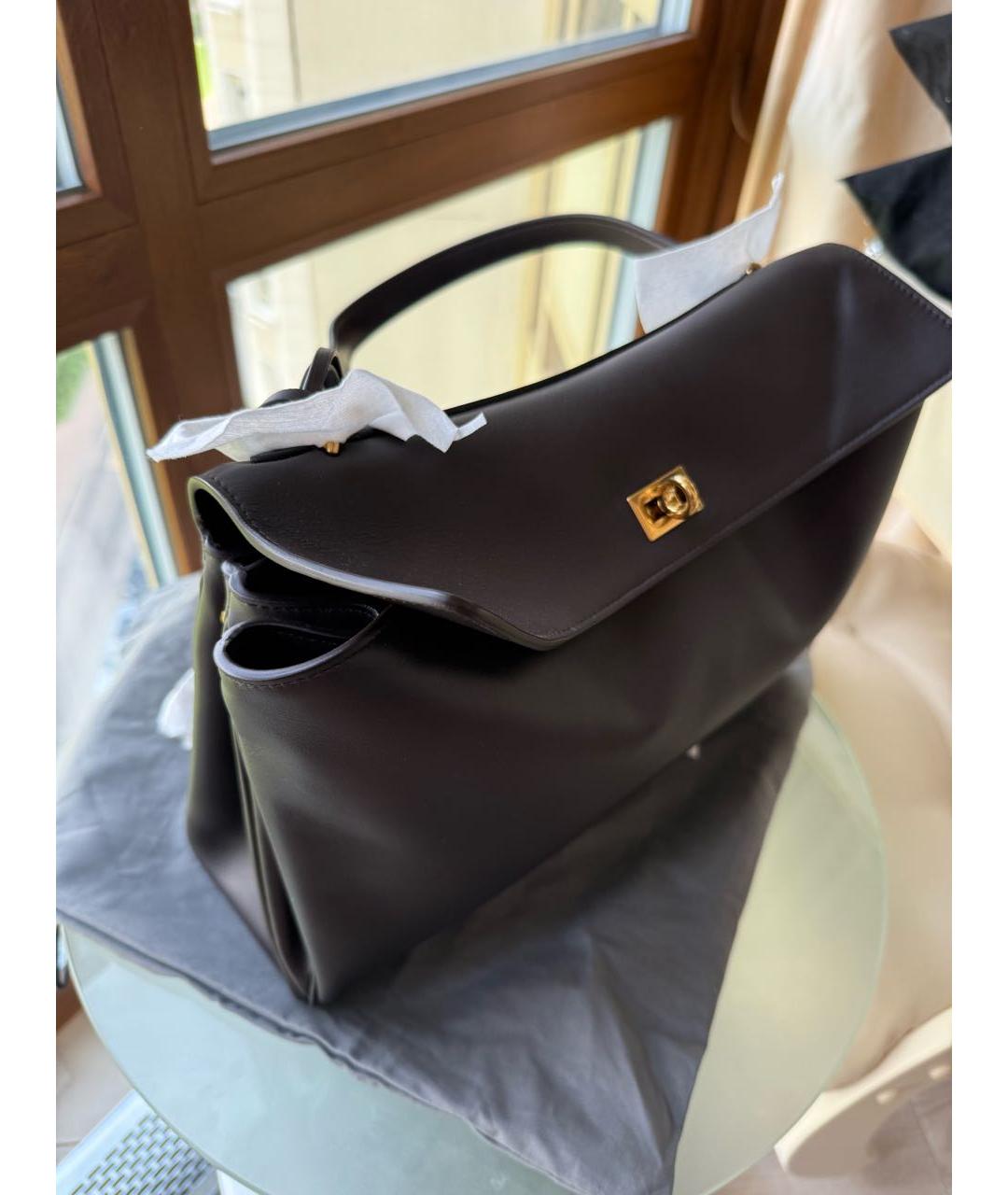 BALENCIAGA Коричневая кожаная сумка с короткими ручками, фото 2
