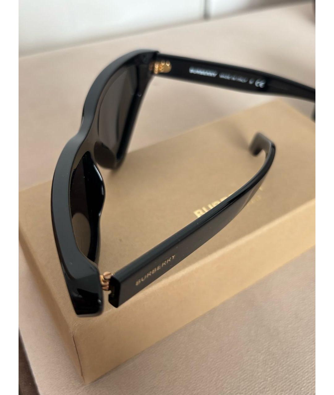 BURBERRY Черные пластиковые солнцезащитные очки, фото 5
