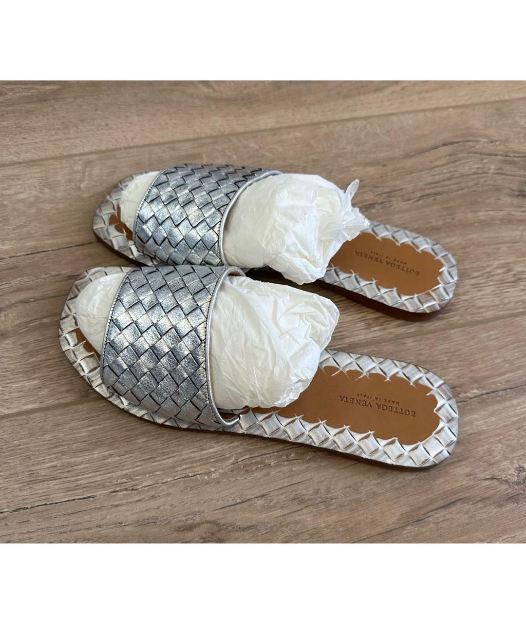 BOTTEGA VENETA Серебряные кожаные шлепанцы, фото 7