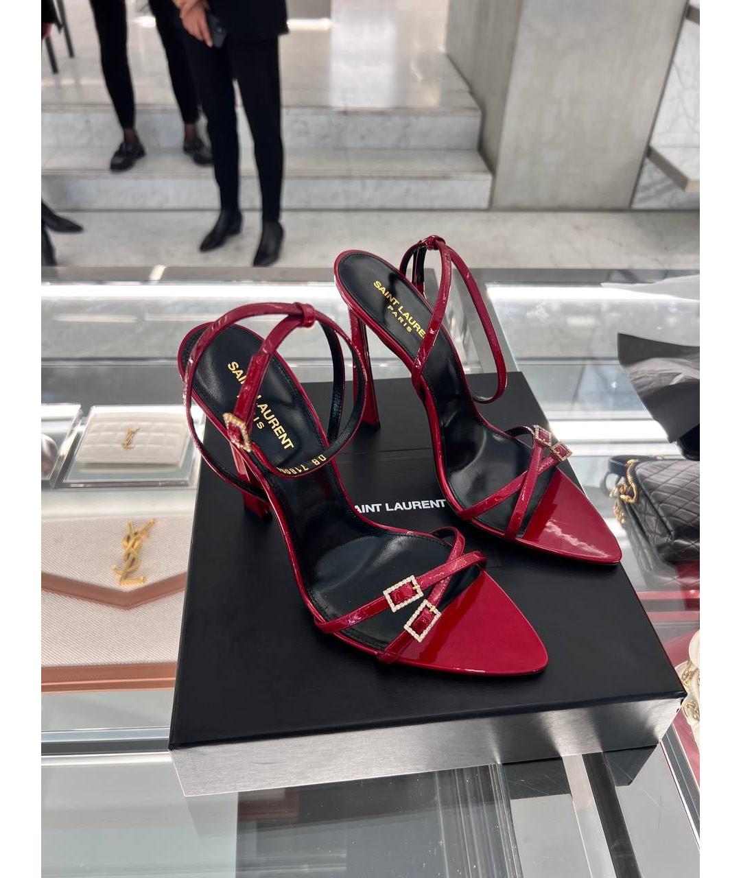 SAINT LAURENT Красные босоножки из лакированной кожи, фото 5