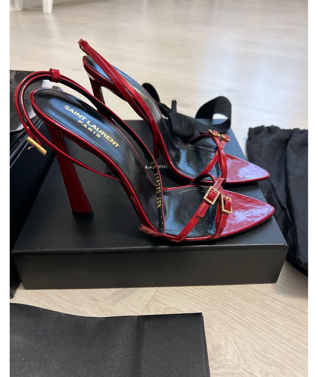 SAINT LAURENT Красные босоножки из лакированной кожи, фото 2