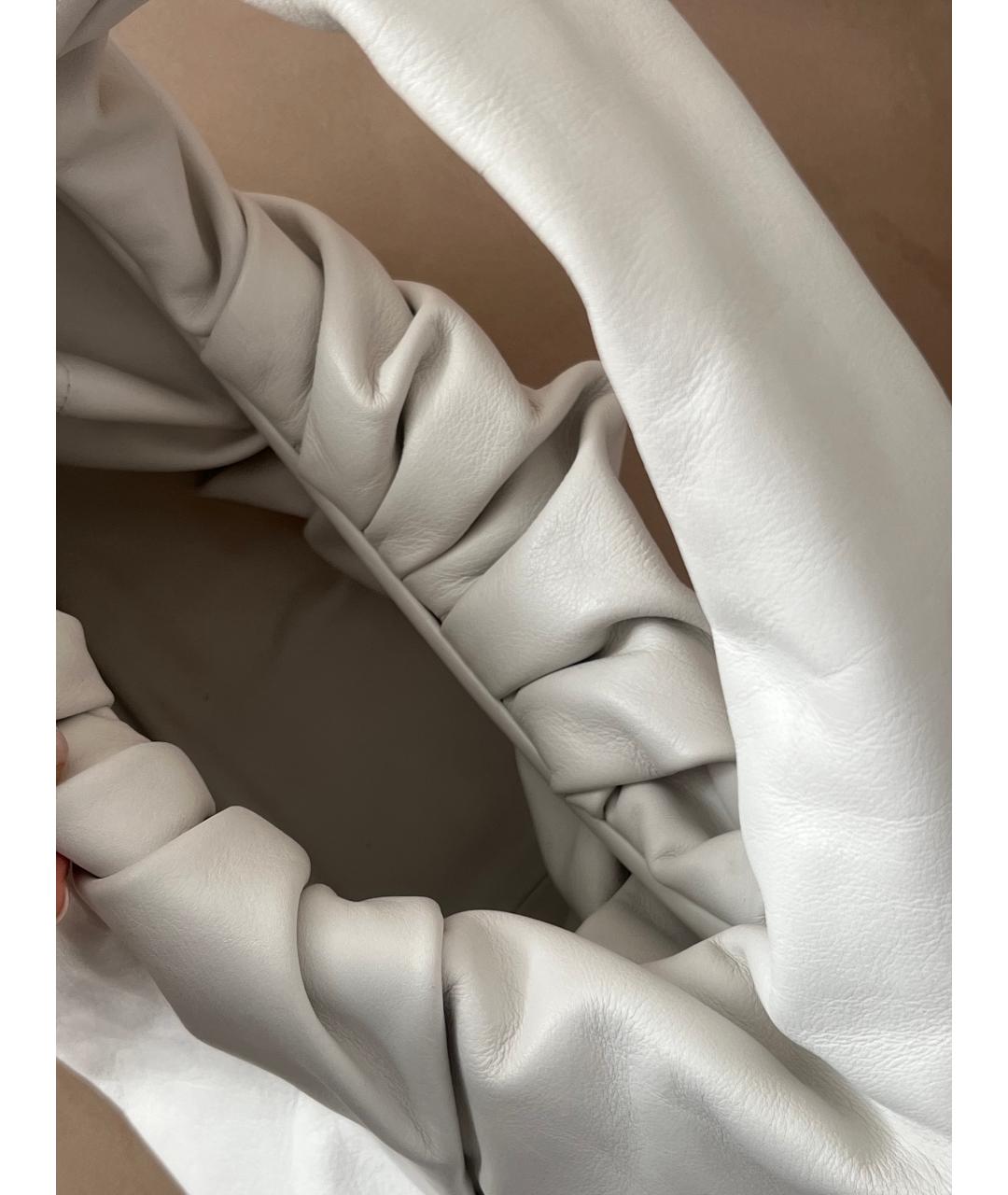 BOTTEGA VENETA Белая кожаная сумка с короткими ручками, фото 3