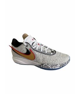 NIKE Низкие кроссовки / кеды