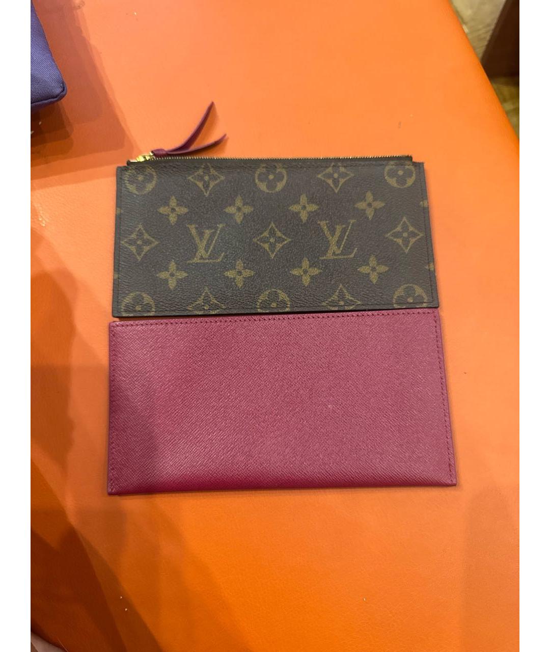 LOUIS VUITTON Коричневый кожаный кошелек, фото 3