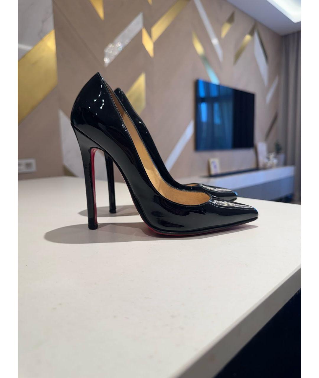 CHRISTIAN LOUBOUTIN Черные туфли из лакированной кожи, фото 6