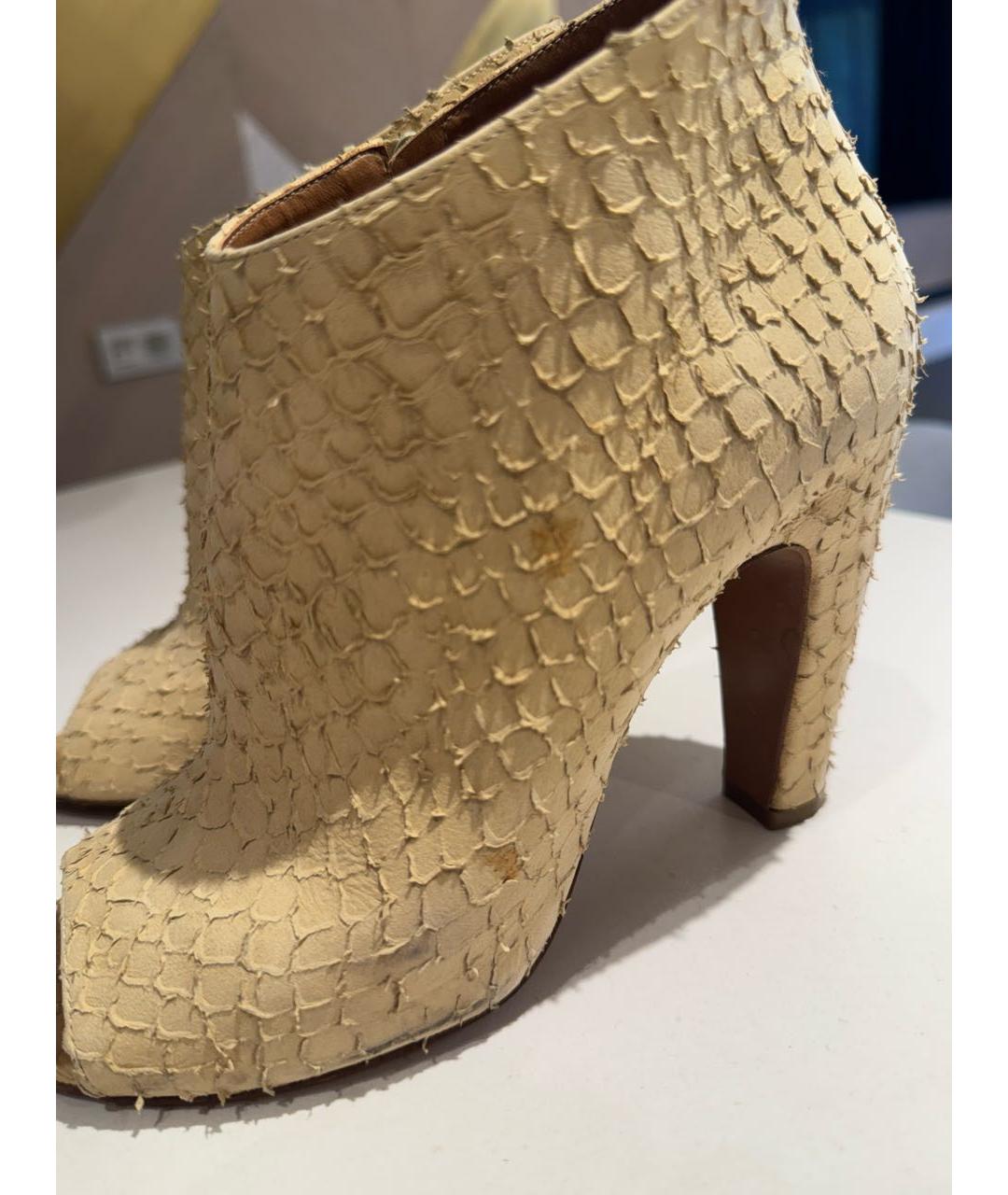 MAISON MARGIELA Бежевые ботильоны из экзотической кожи, фото 5
