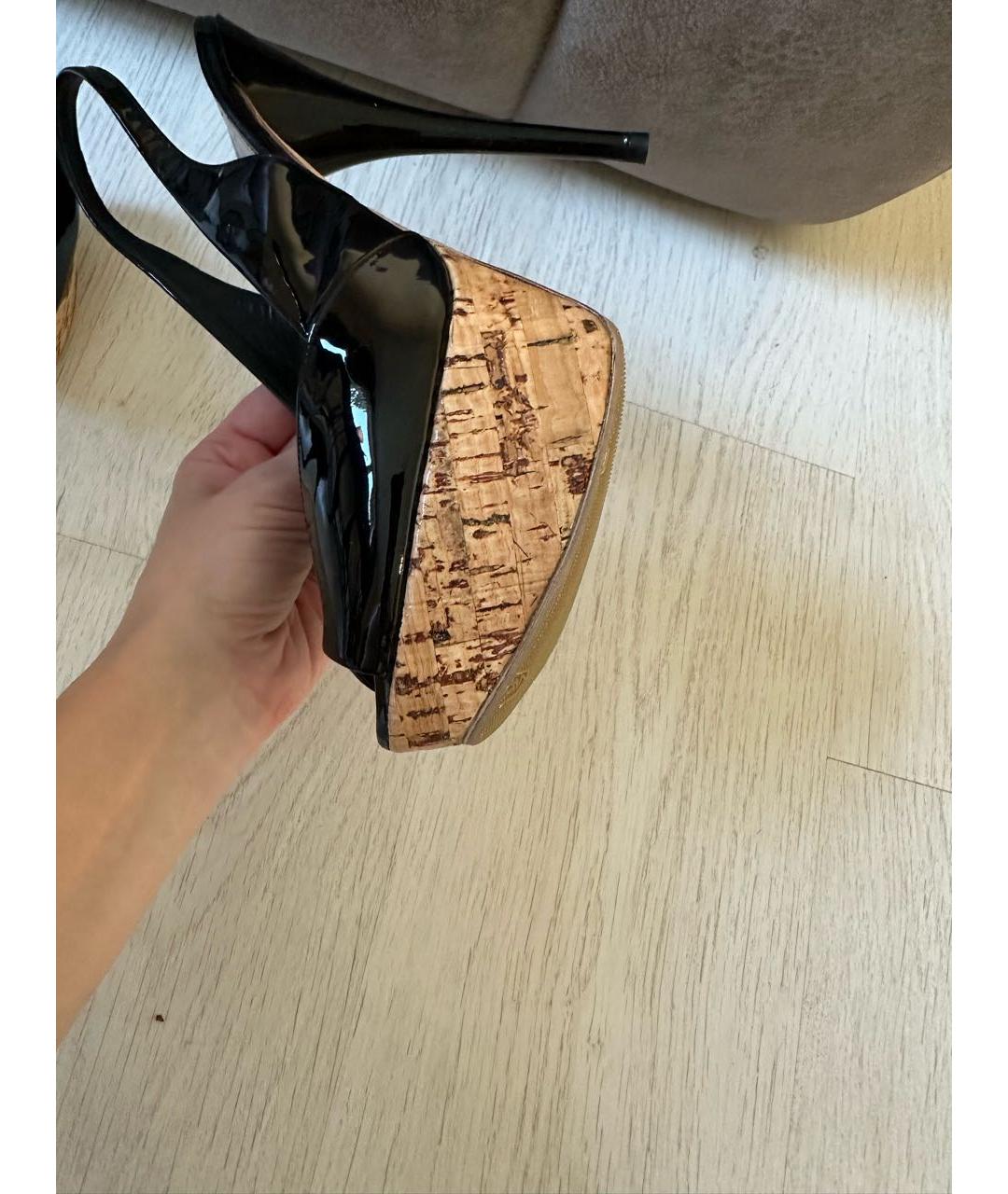 MIU MIU Черные босоножки из лакированной кожи, фото 4