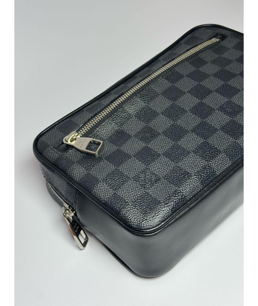 LOUIS VUITTON Антрацитовая барсетка, фото 8