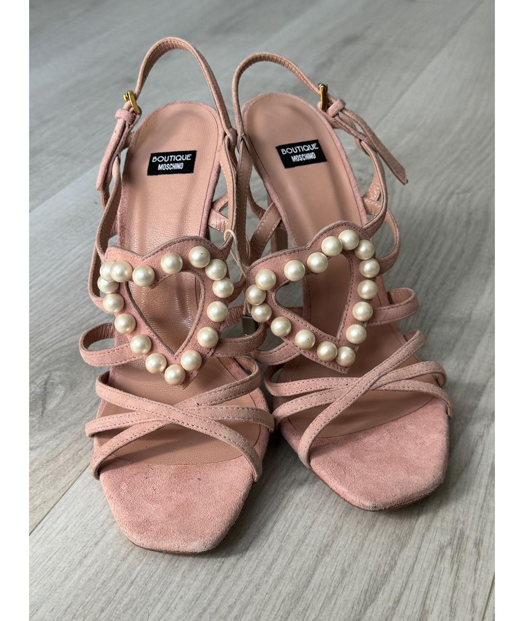 BOUTIQUE MOSCHINO Розовые замшевые босоножки, фото 2