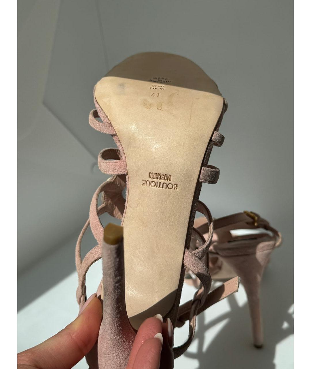 BOUTIQUE MOSCHINO Розовые замшевые босоножки, фото 4