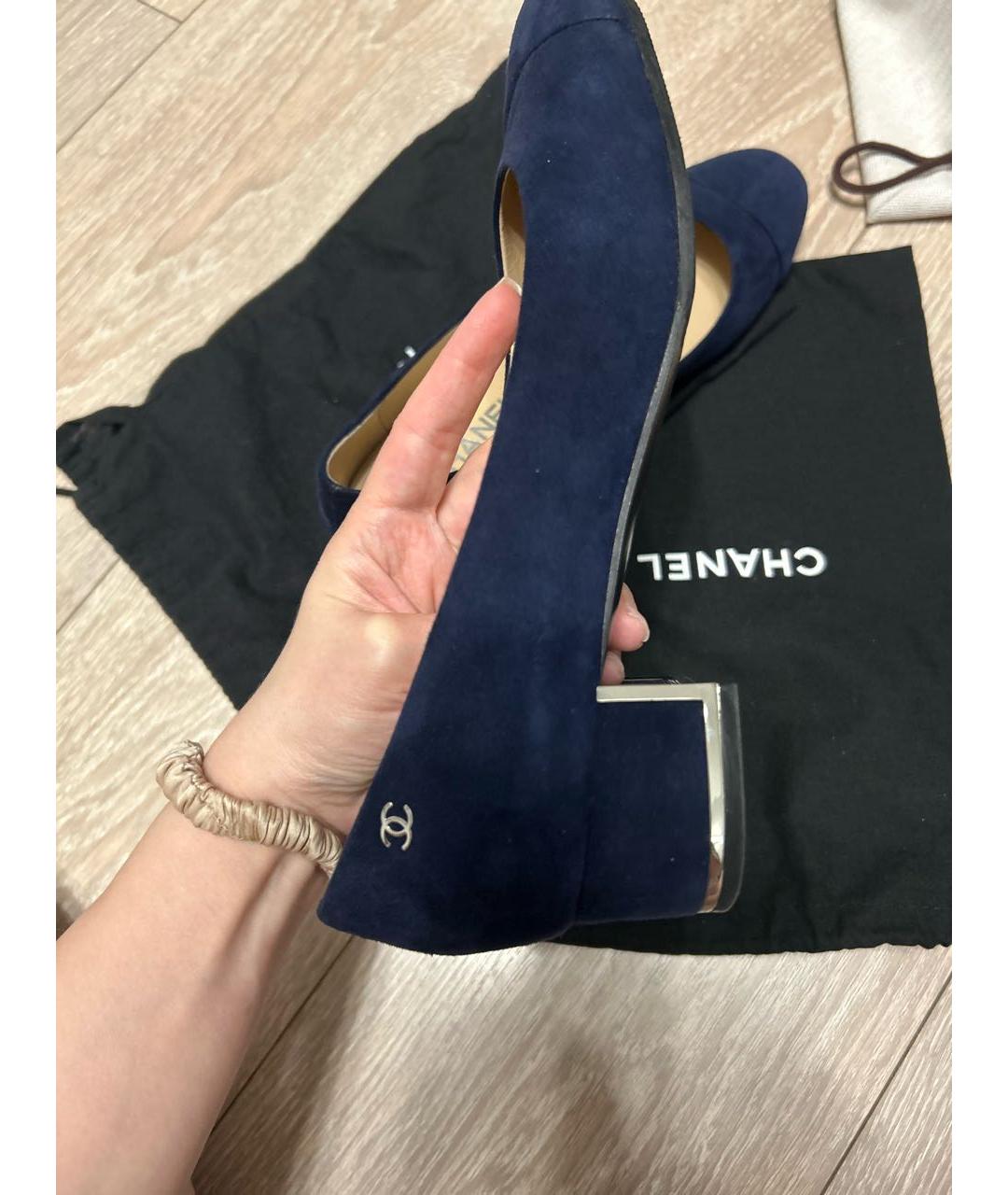 CHANEL Темно-синие замшевые туфли, фото 6