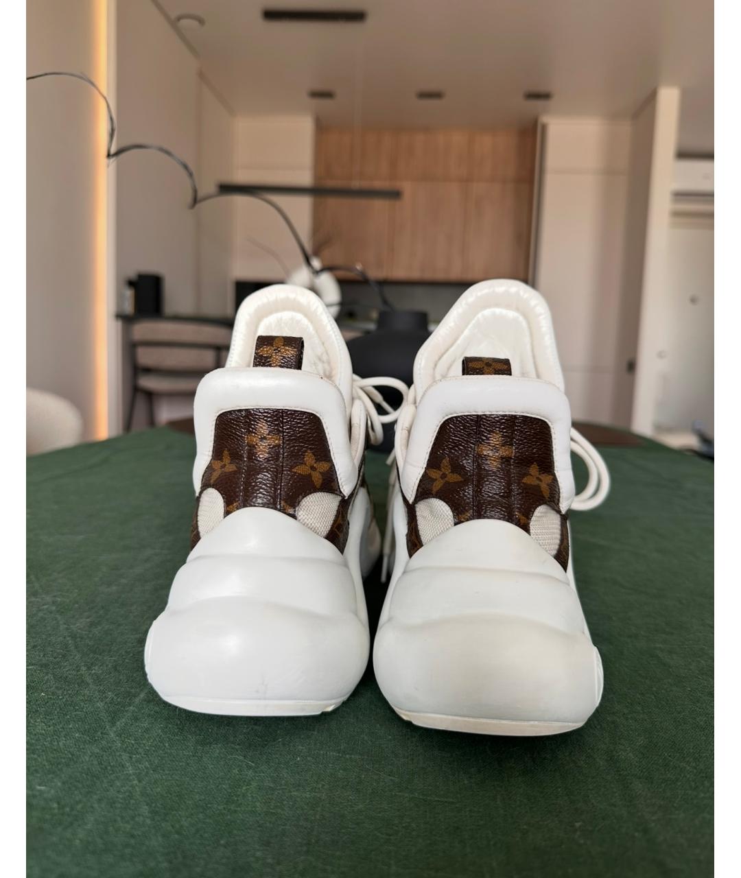 LOUIS VUITTON Белые кожаные кроссовки, фото 4