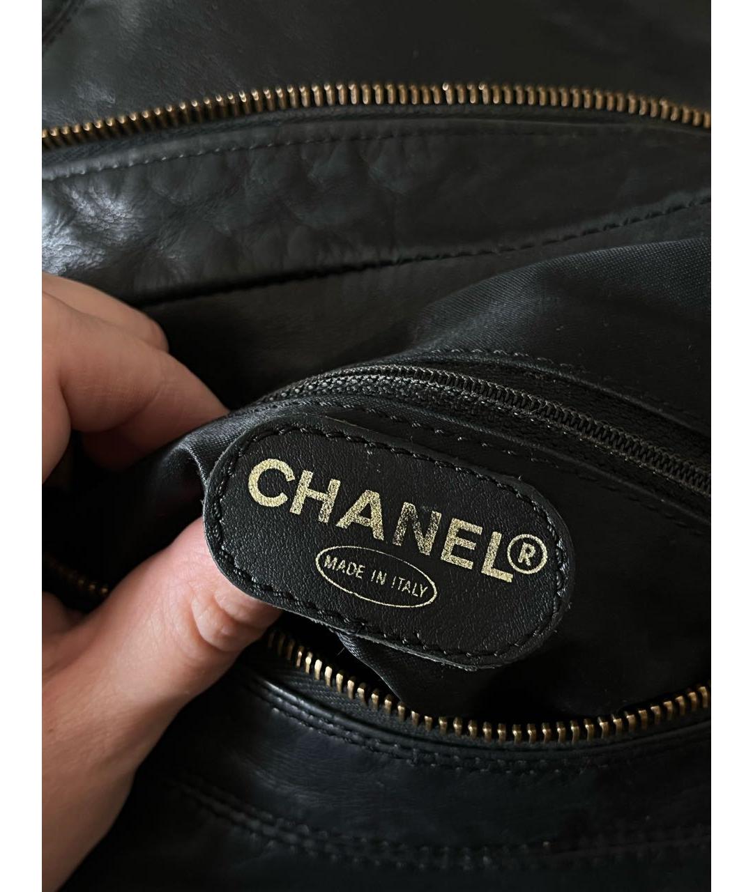 CHANEL Черная кожаная сумка через плечо, фото 4