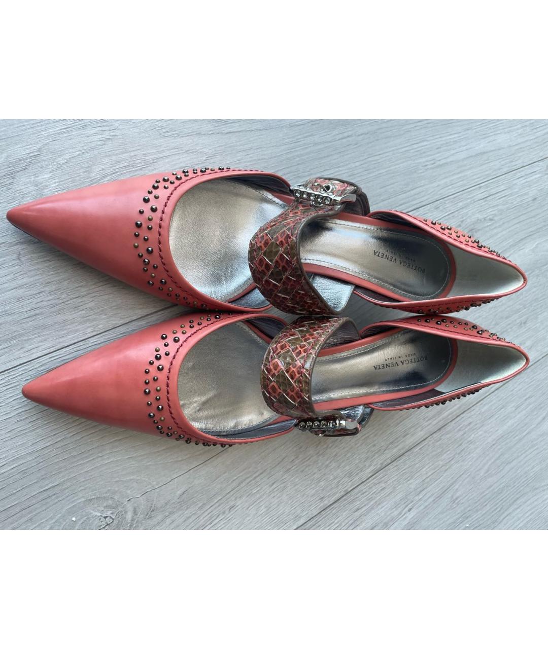 BOTTEGA VENETA Коралловые кожаные туфли, фото 2