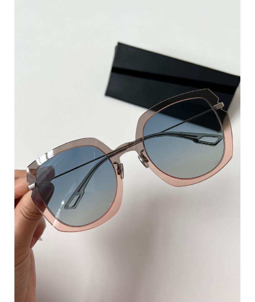 CHRISTIAN DIOR Коралловые пластиковые солнцезащитные очки, фото 5