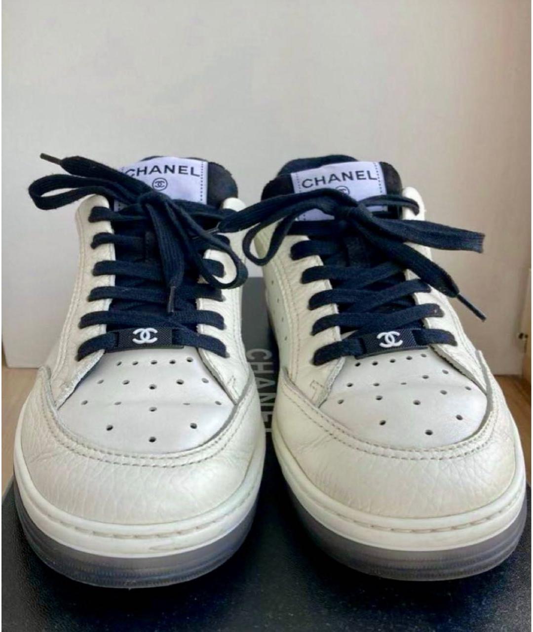 CHANEL Белые кожаные кеды, фото 2