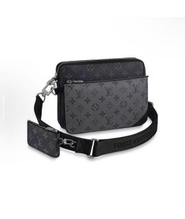 LOUIS VUITTON Сумка на плечо