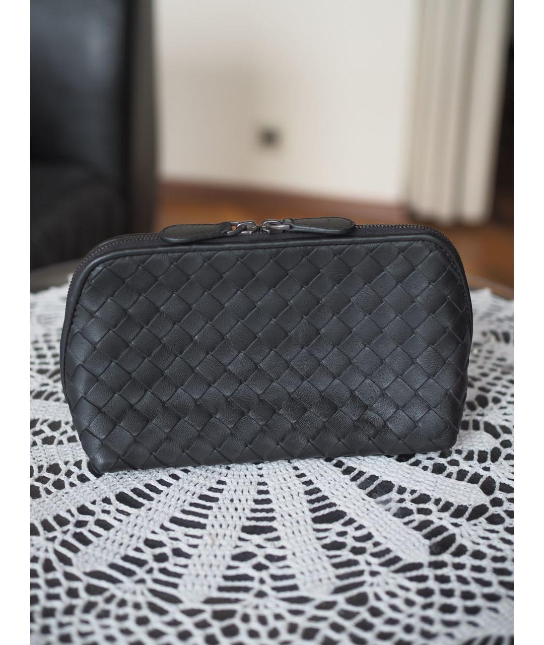 BOTTEGA VENETA Черная кожаная косметичка, фото 9