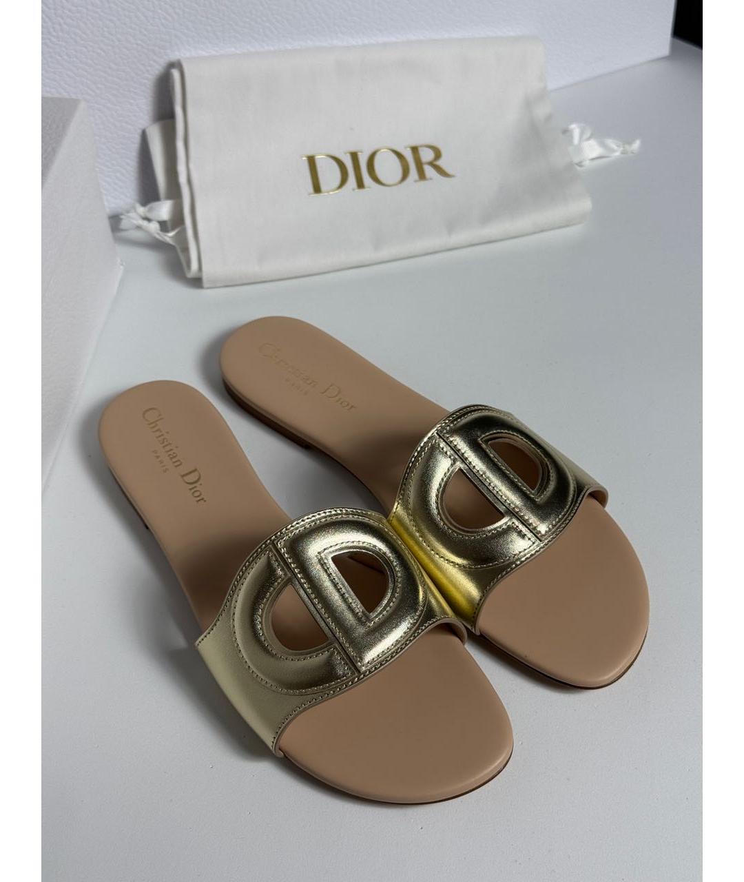 CHRISTIAN DIOR Золотые кожаные шлепанцы, фото 2