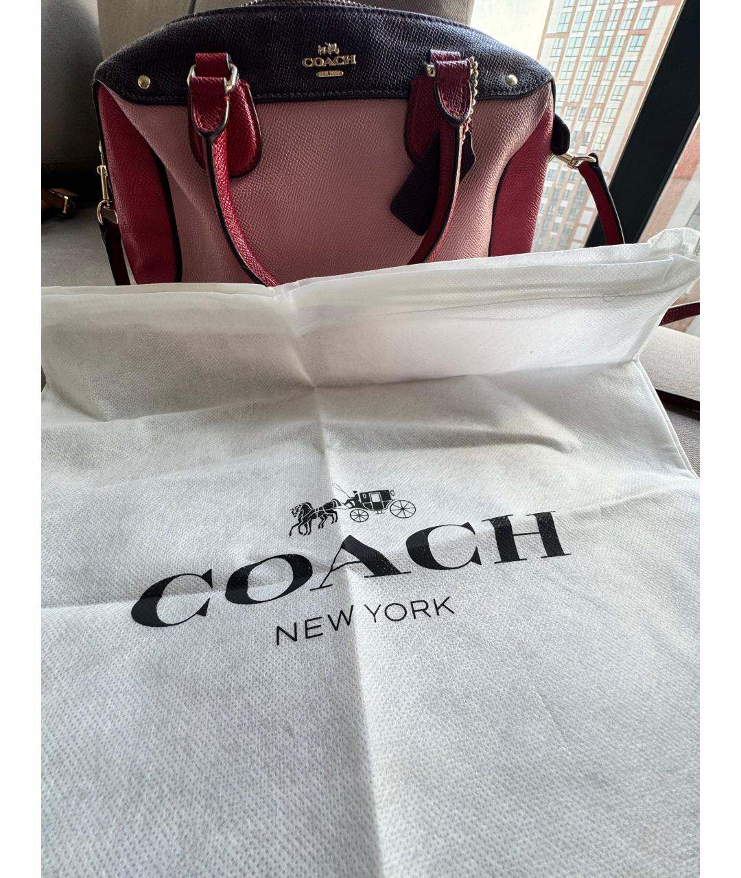 COACH Бордовая кожаная сумка с короткими ручками, фото 3