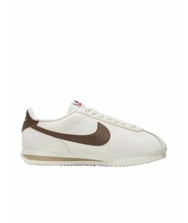 NIKE Кроссовки