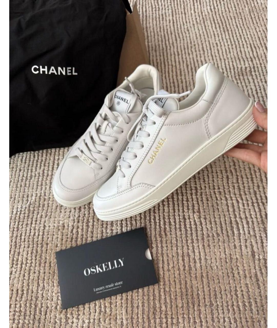 CHANEL Белые кожаные кеды, фото 2