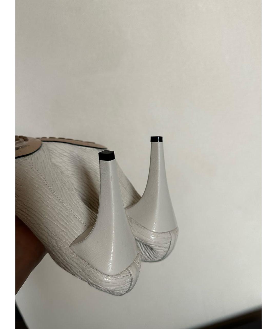 BOTTEGA VENETA Бежевые кожаные туфли, фото 5