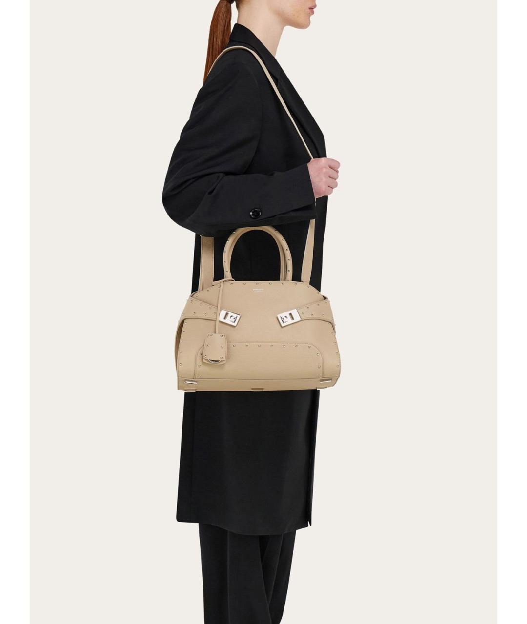 FERRAGAMO Бежевая кожаная сумка тоут, фото 3