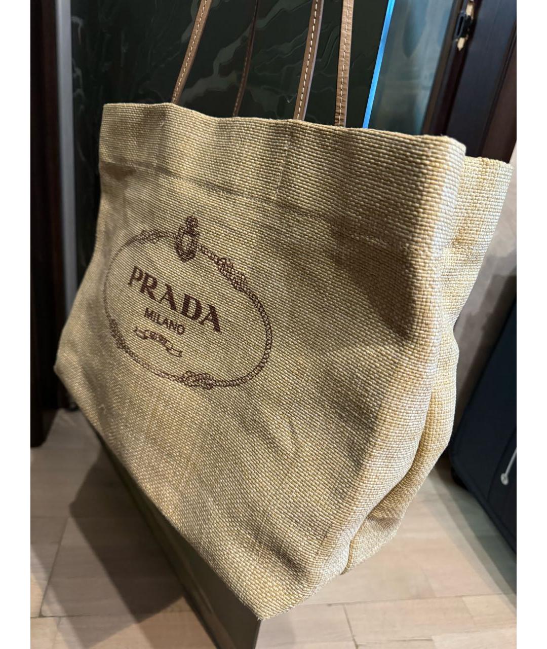 PRADA Бежевая пелетеная пляжная сумка, фото 2