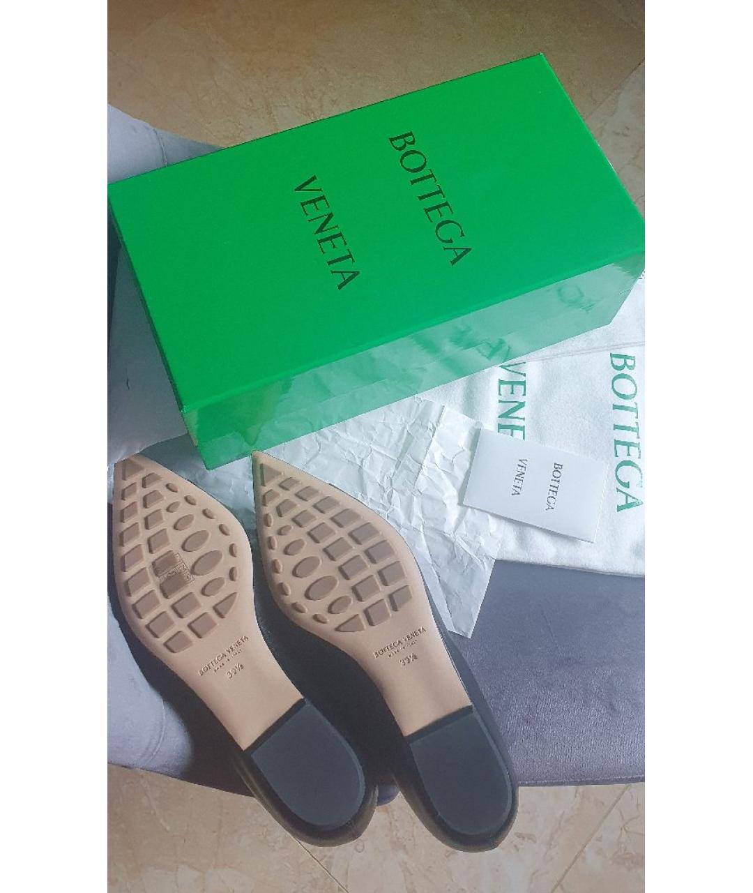 BOTTEGA VENETA Черные кожаные лодочки на низком каблуке, фото 6