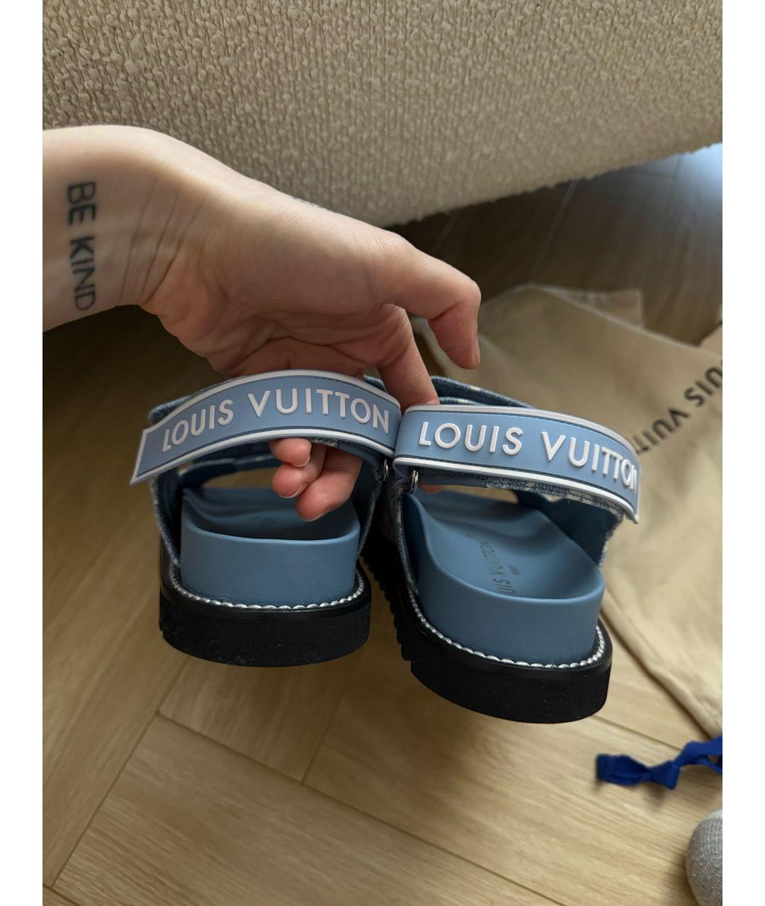 LOUIS VUITTON Голубые кожаные сандалии, фото 4