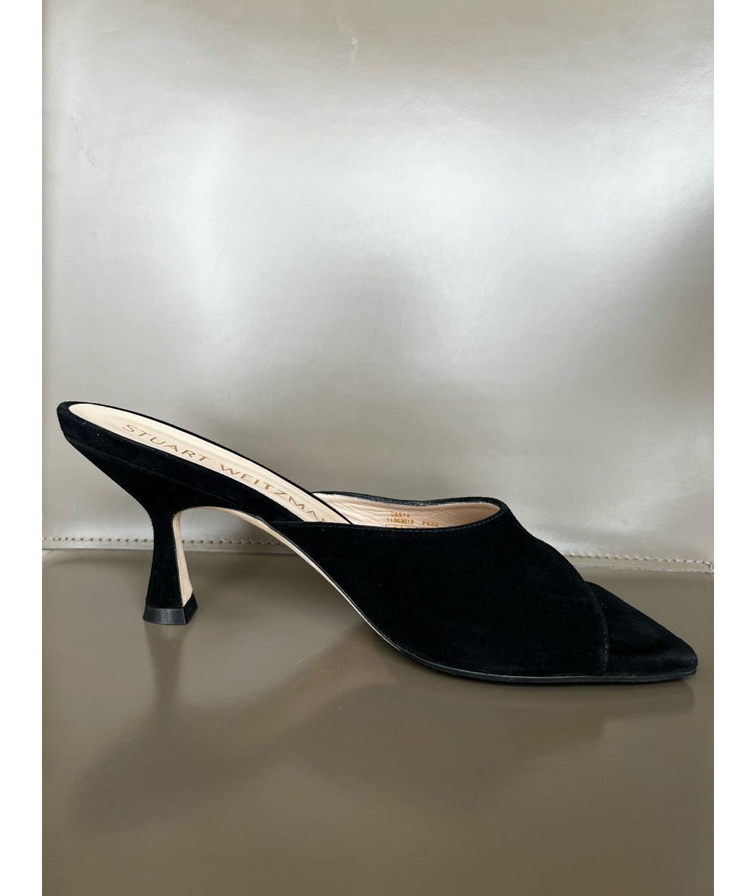 STUART WEITZMAN Черные замшевые мюли, фото 7