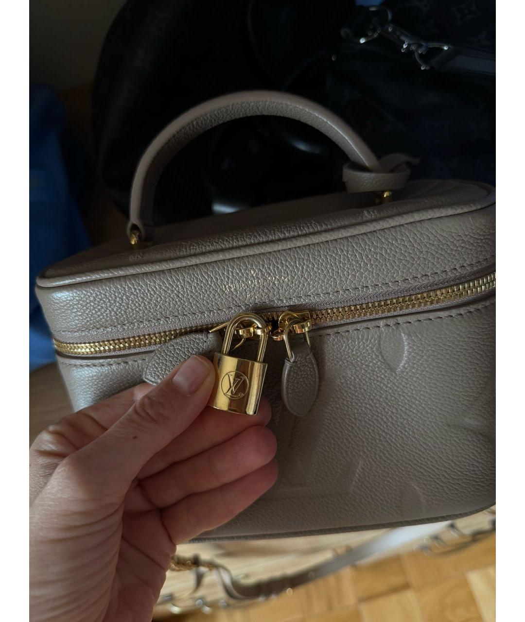 LOUIS VUITTON Бежевая кожаная сумка через плечо, фото 2