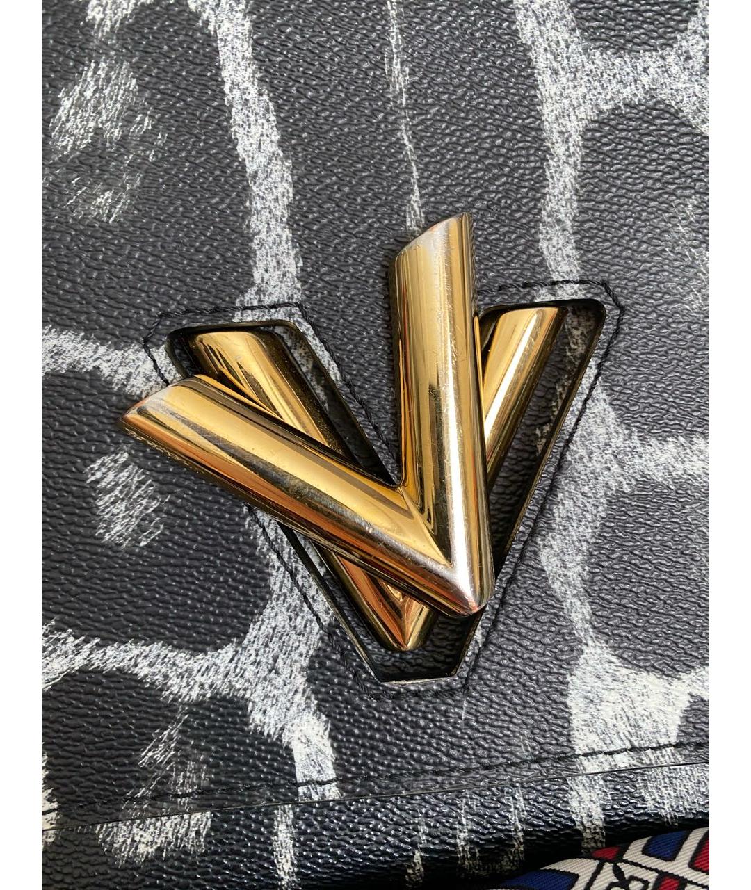 LOUIS VUITTON Антрацитовая сумка через плечо из искусственной кожи, фото 7