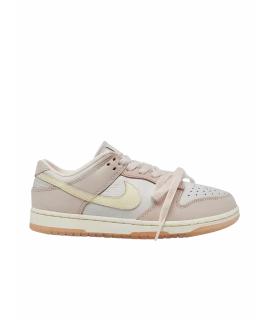 NIKE Кроссовки