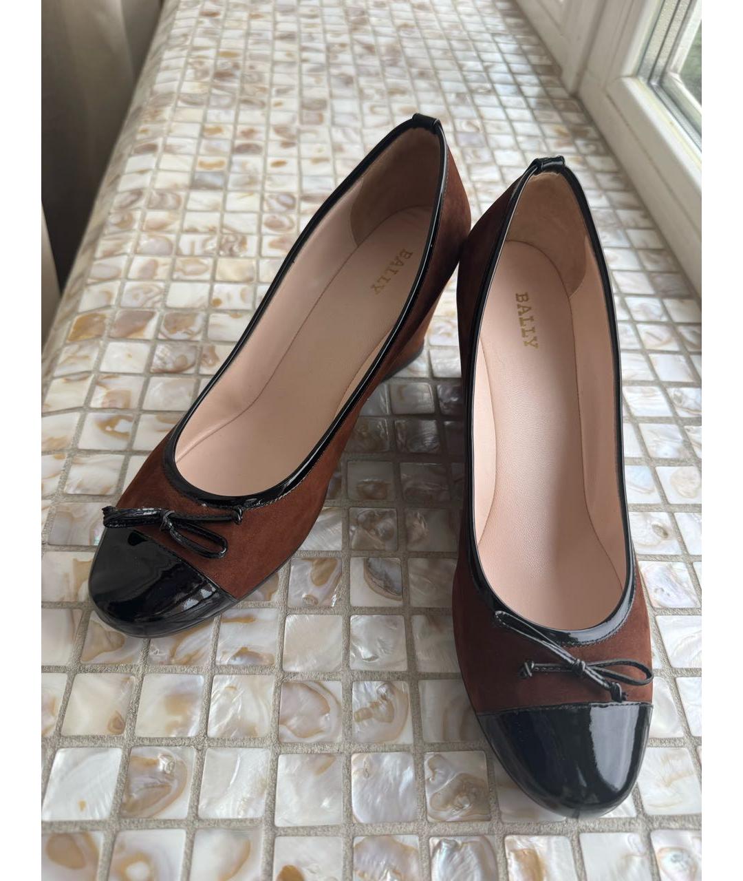 BALLY Коричневые замшевые туфли, фото 2