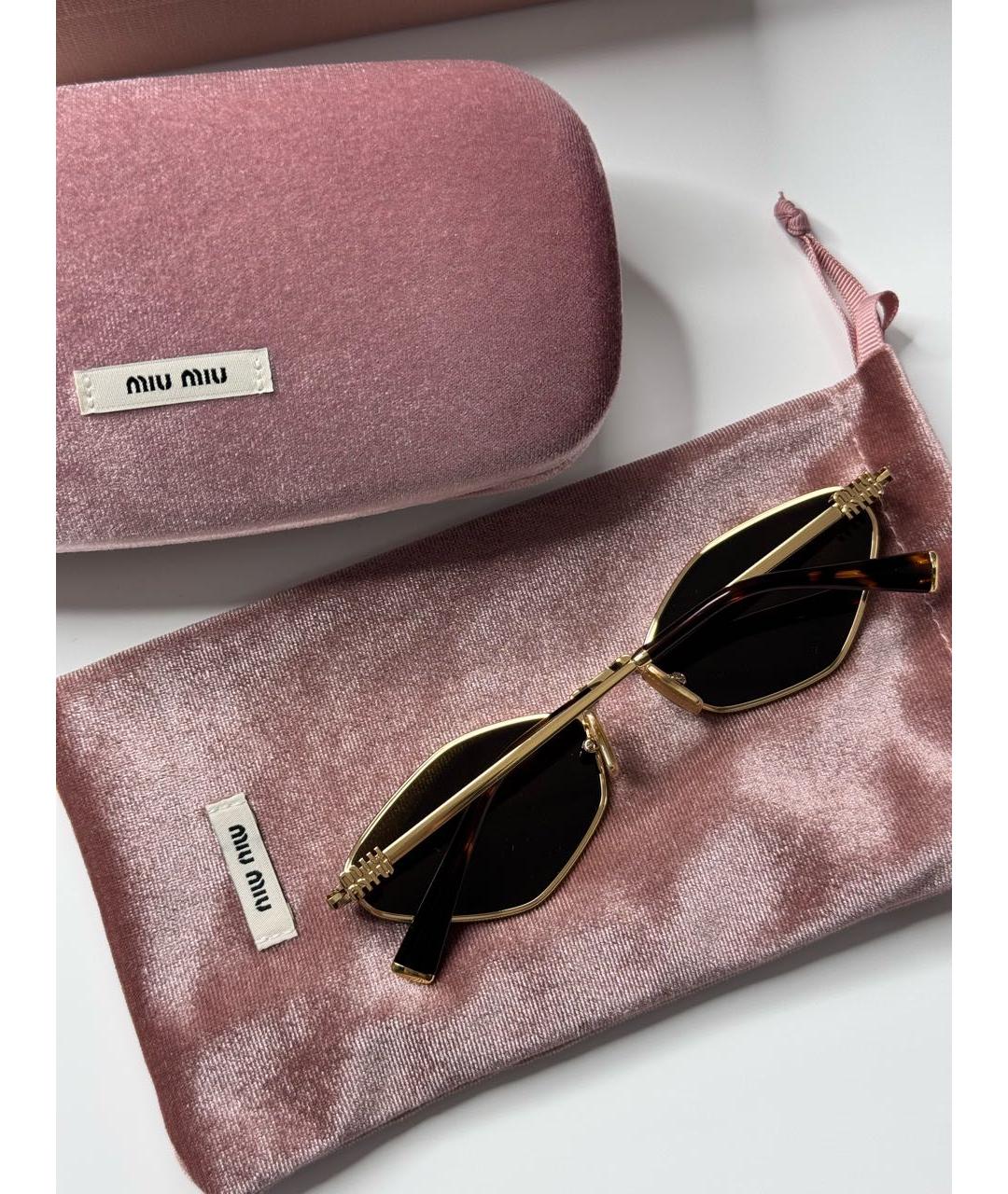 MIU MIU Золотые металлические солнцезащитные очки, фото 3