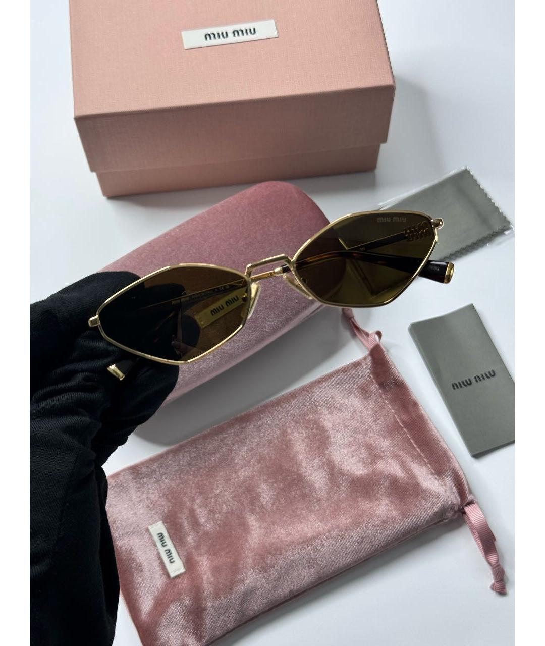 MIU MIU Золотые металлические солнцезащитные очки, фото 4