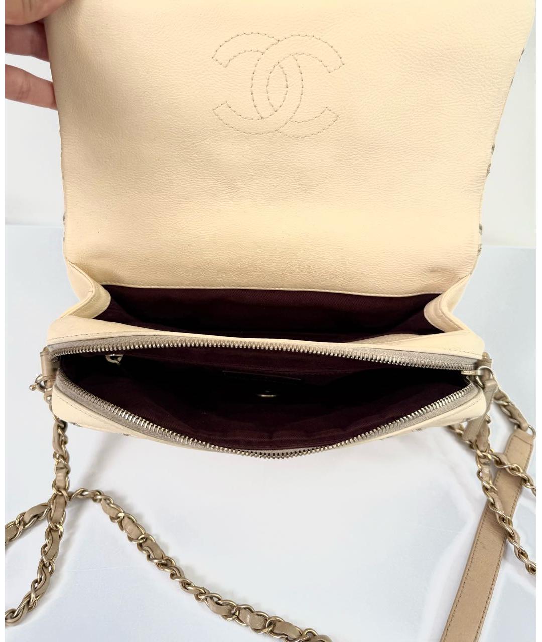 CHANEL Бежевая кожаная сумка через плечо, фото 5
