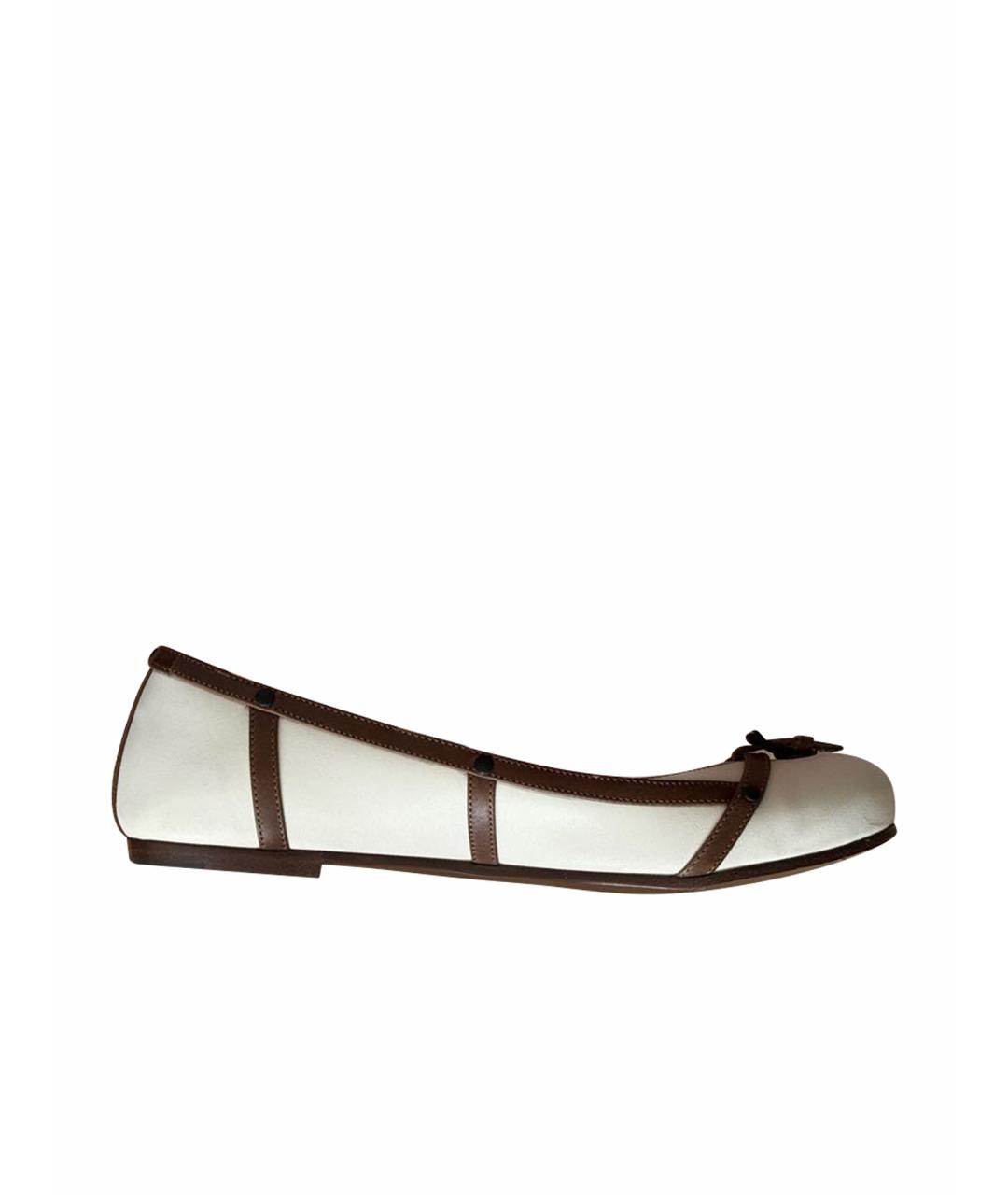 BOTTEGA VENETA Белые кожаные балетки, фото 9