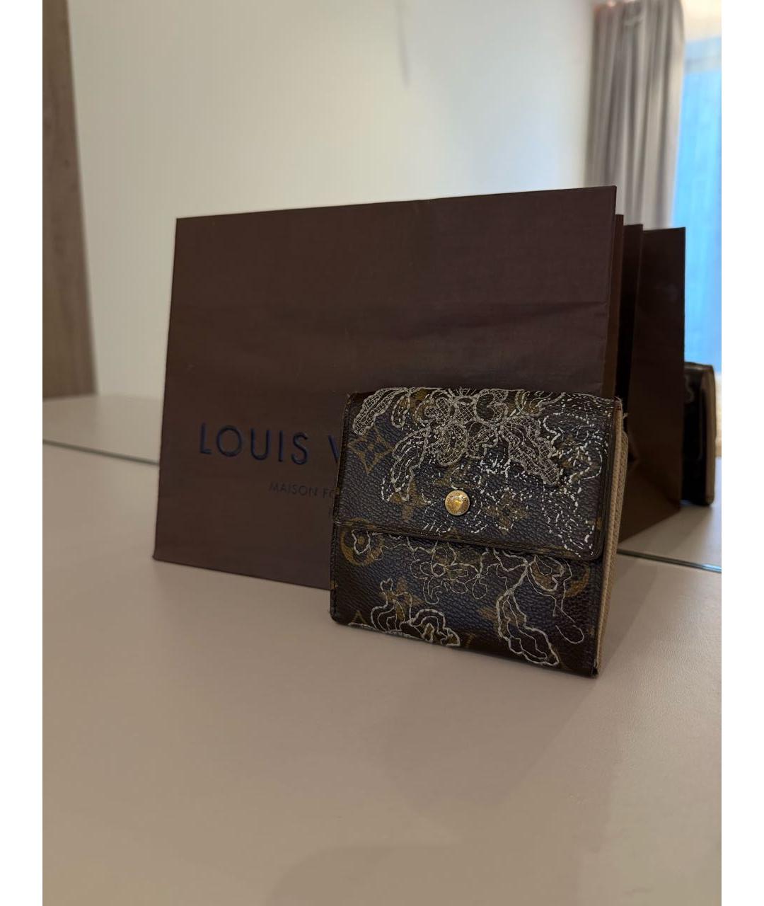LOUIS VUITTON Коричневый кожаный кошелек, фото 5