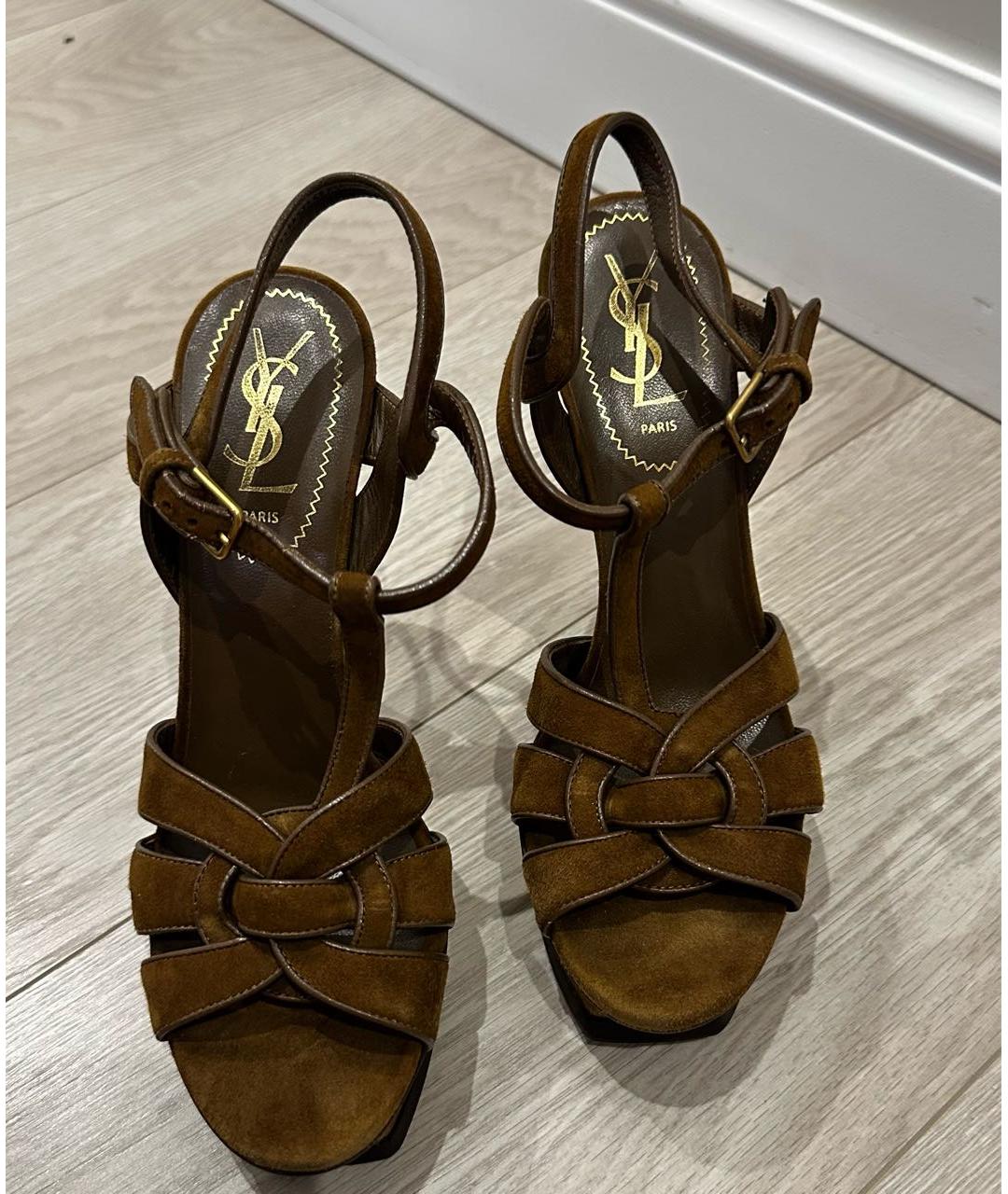 SAINT LAURENT Коричневые замшевые босоножки, фото 2