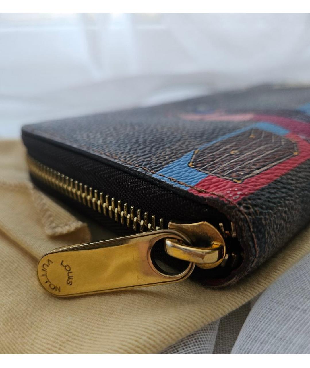 LOUIS VUITTON Коричневый кошелек, фото 5