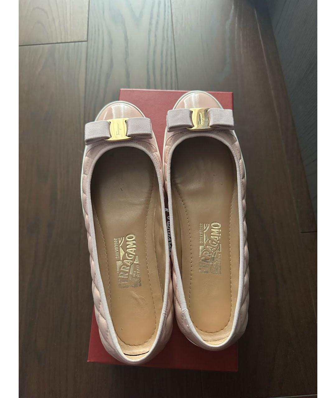 FERRAGAMO Розовые кожаные балетки, фото 3